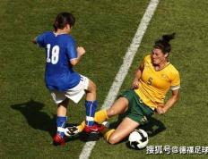 女足世界杯：澳大利亚女足对阵丹麦女足
