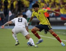 世界杯预选赛-马丁内利闪击迪亚斯两球 巴西1-2遭哥伦比亚逆转