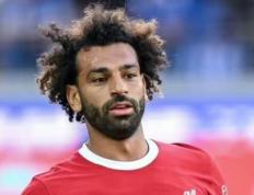 穆罕默德·萨拉赫（Mohamed Salah）是最新一位转会至沙特职业联赛的知名球员。